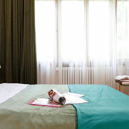 Grand Phillip Cismigiu Park Downtown Bucharest Apartment ภายนอก รูปภาพ