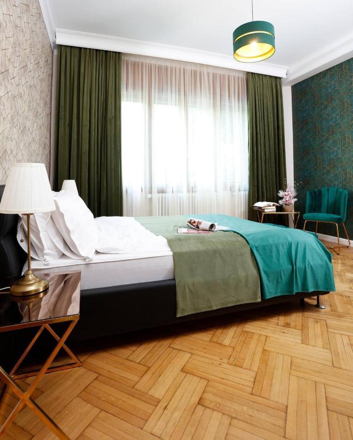 Grand Phillip Cismigiu Park Downtown Bucharest Apartment ภายนอก รูปภาพ