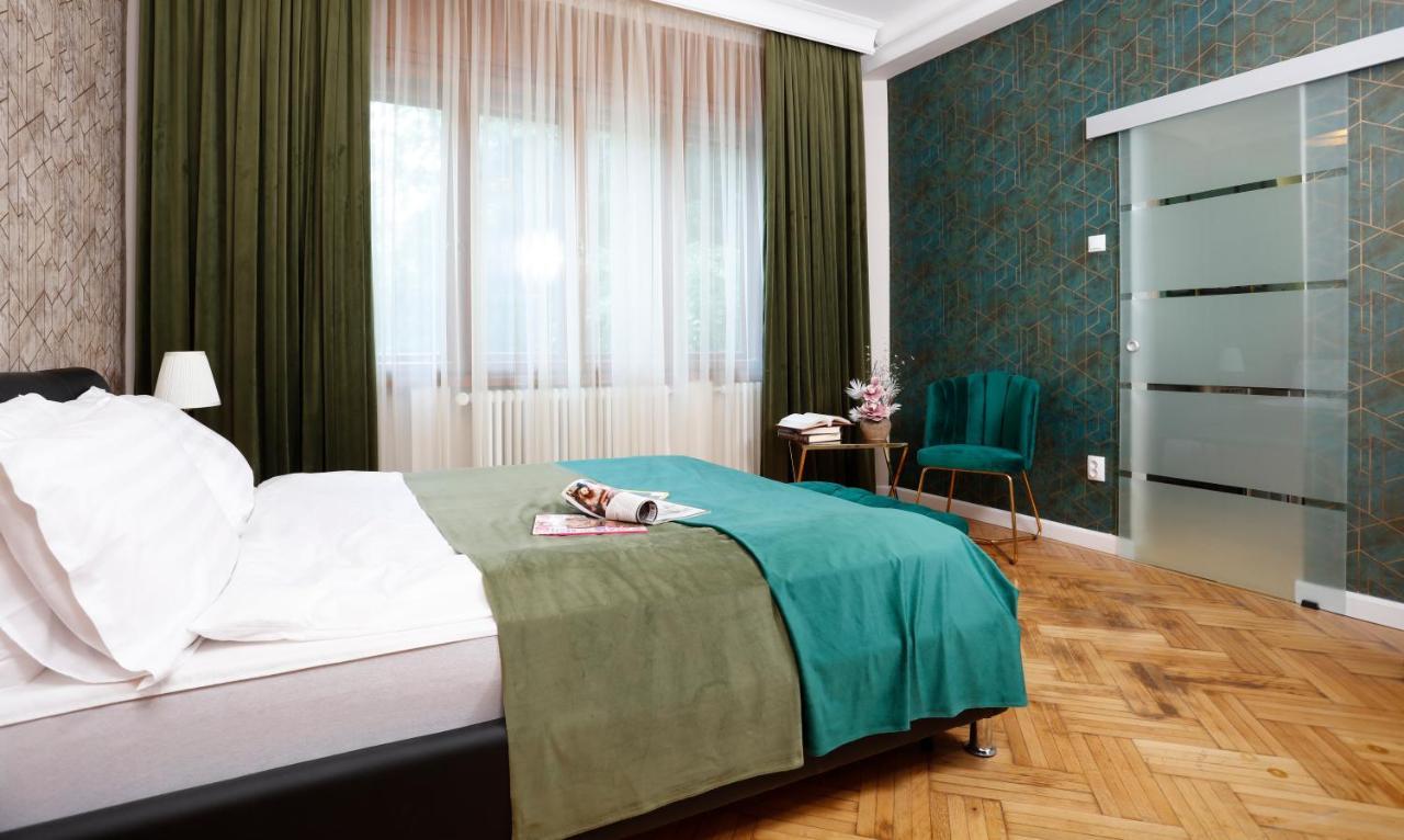 Grand Phillip Cismigiu Park Downtown Bucharest Apartment ภายนอก รูปภาพ