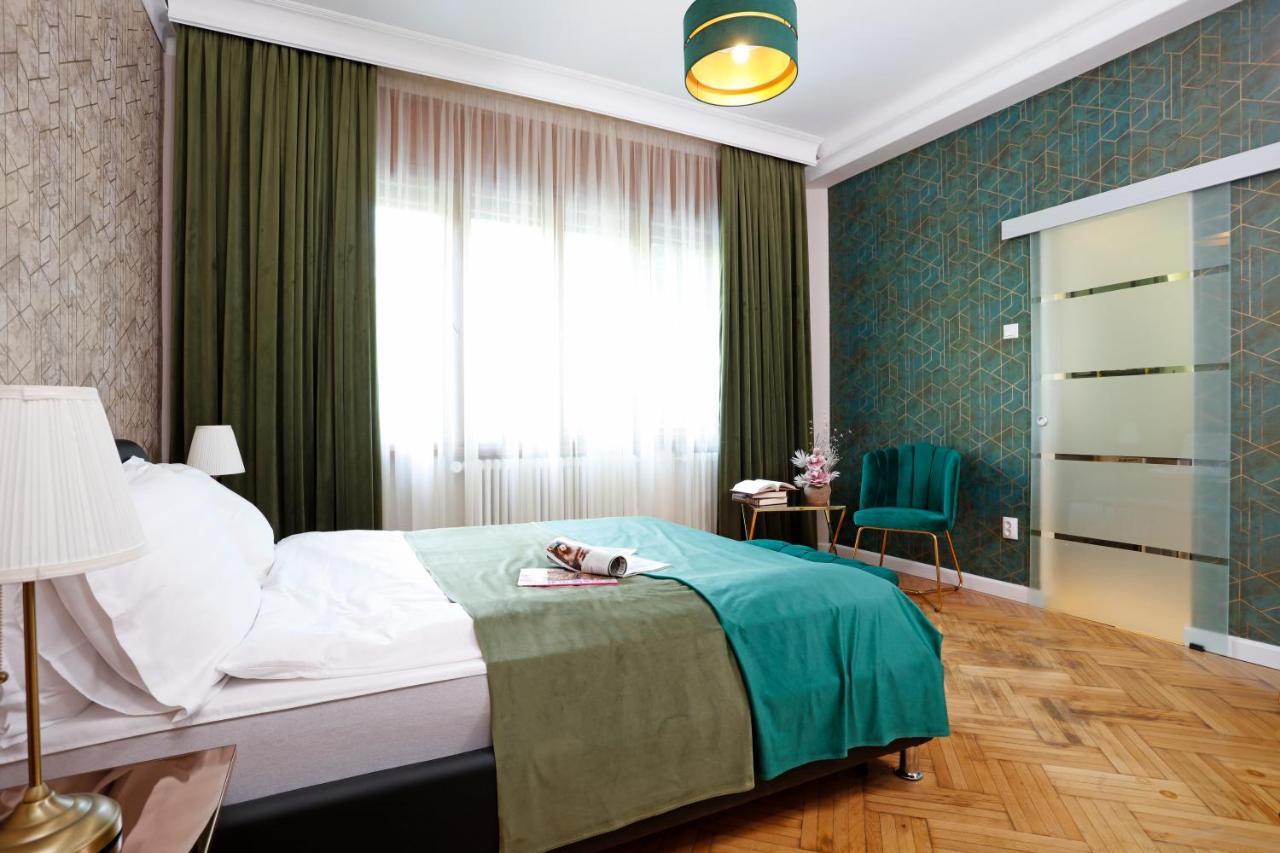 Grand Phillip Cismigiu Park Downtown Bucharest Apartment ภายนอก รูปภาพ