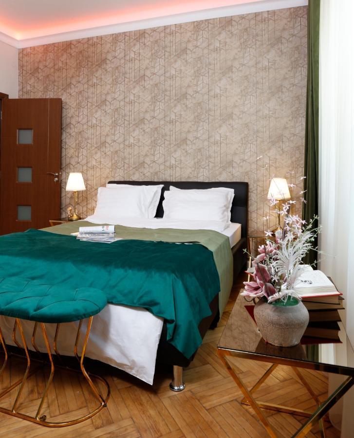 Grand Phillip Cismigiu Park Downtown Bucharest Apartment ภายนอก รูปภาพ
