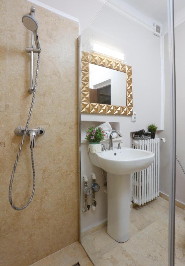 Grand Phillip Cismigiu Park Downtown Bucharest Apartment ภายนอก รูปภาพ