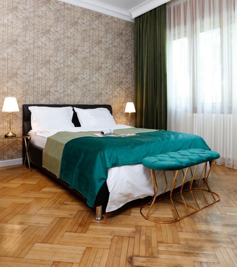 Grand Phillip Cismigiu Park Downtown Bucharest Apartment ภายนอก รูปภาพ