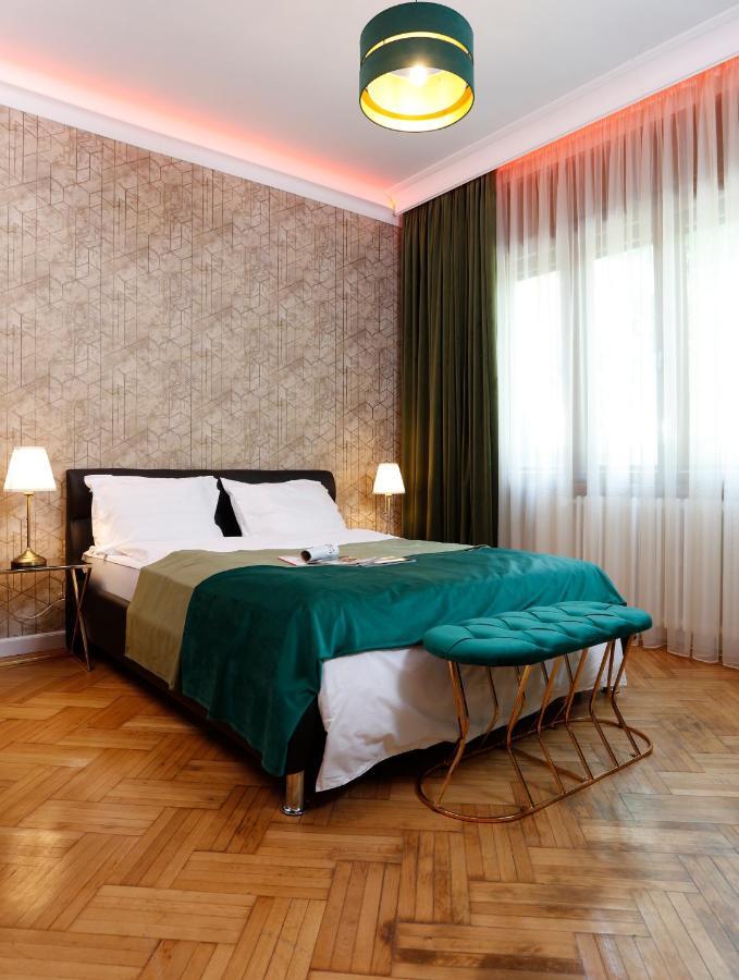 Grand Phillip Cismigiu Park Downtown Bucharest Apartment ภายนอก รูปภาพ